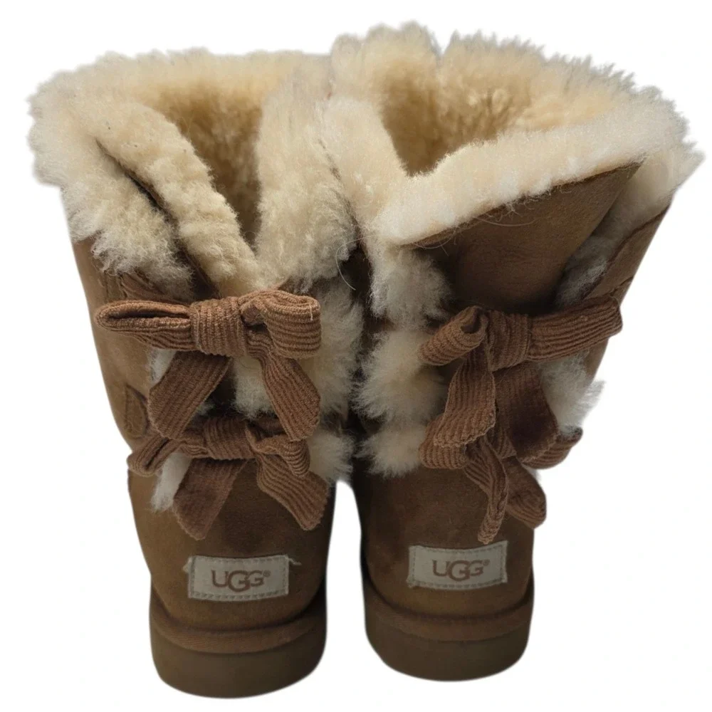 UGG Bailey Bow II Boots Women 10 Chestnut Suede Sheepskin Shearling Fur 1016225